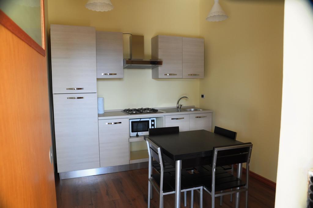Hotel Oasi Puntese Tremestieri Etneo Esterno foto