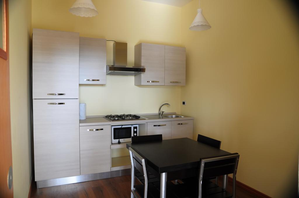 Hotel Oasi Puntese Tremestieri Etneo Esterno foto